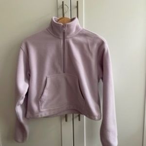 Aritzia/TNA cropped fleece sweater